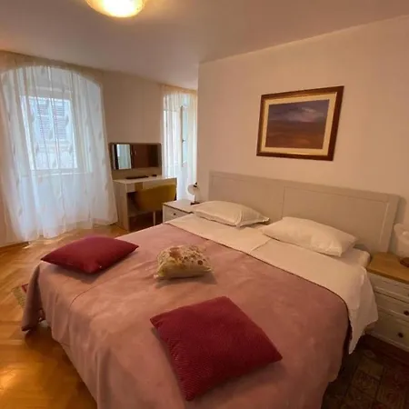 By The Sea - 23996 3* ספליט