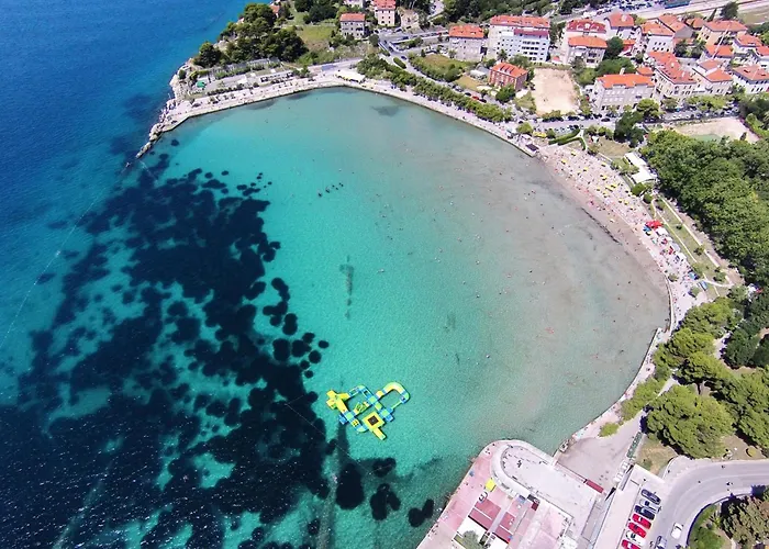 בית הארחה By The Sea - 23996 3*